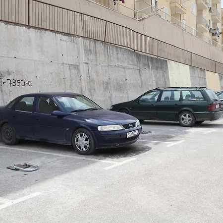 아파트 Marina 트로기르